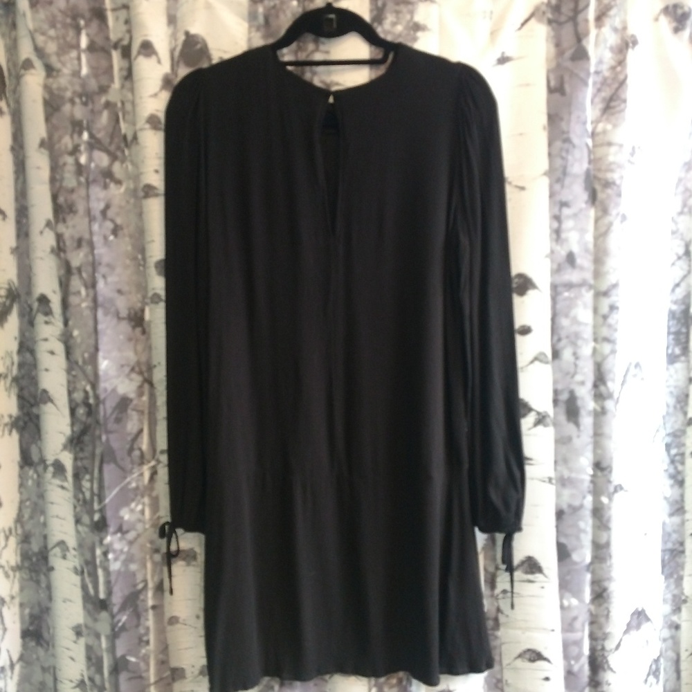 Flowy black swing dress size Small - Picture 2 of 7